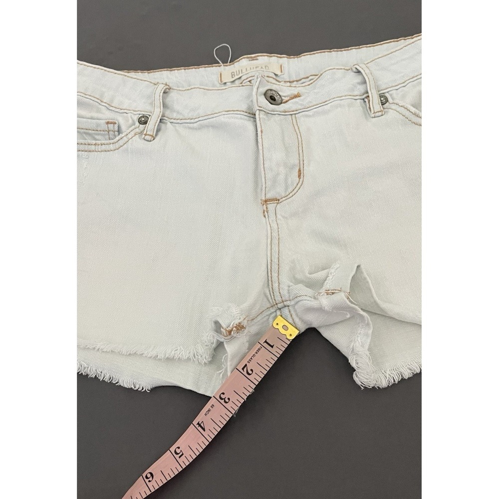 Bullhead Denim Jean Shorts Womens Light Blue Slouchy Distressed Size 9‎ Raw Hem - Picture 10 of 10